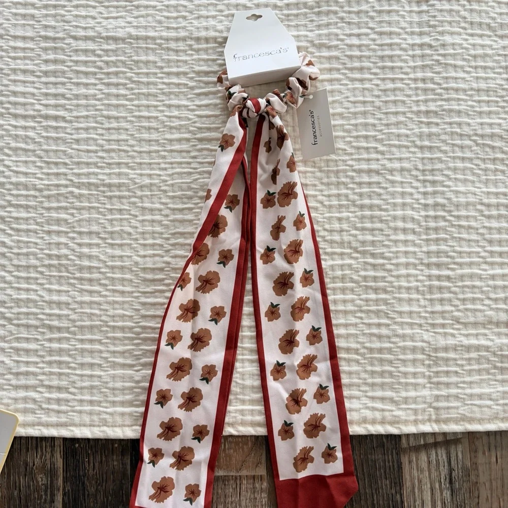 Francesca's Collections Cream and Rust Floral‎ Scarf Scrunchie